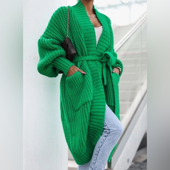 #62 Sweet Green Knitted Cardigan - Picture 1 of 4